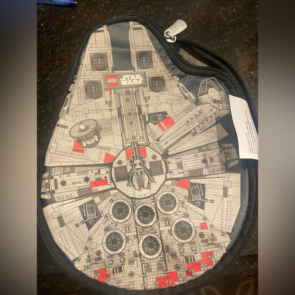 Lego Star Wars Millennium falcon carrying case